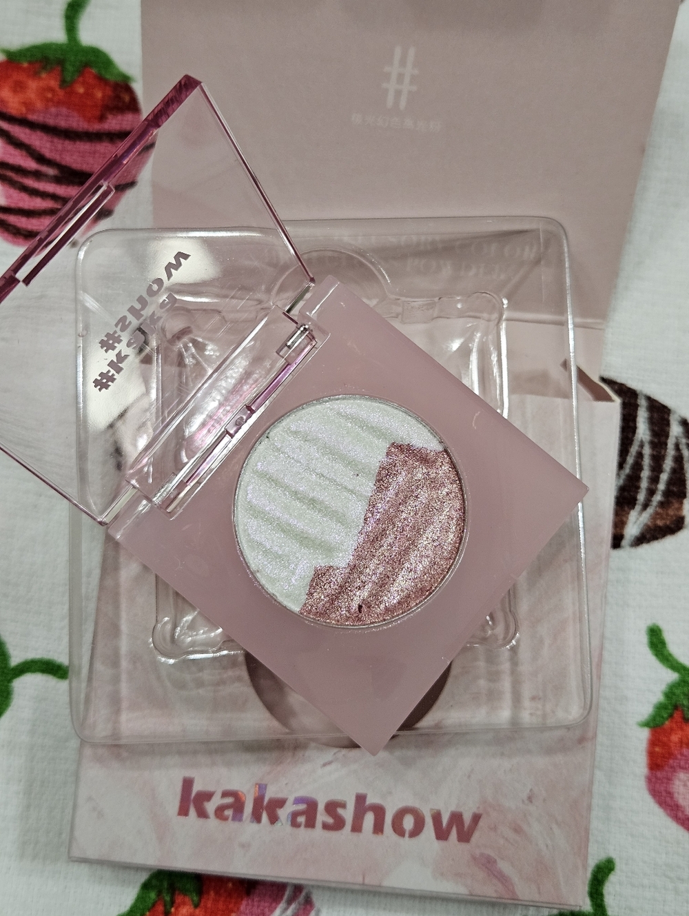 Highlighter + Oil Control Powder Bundle - Picture 9 of 12